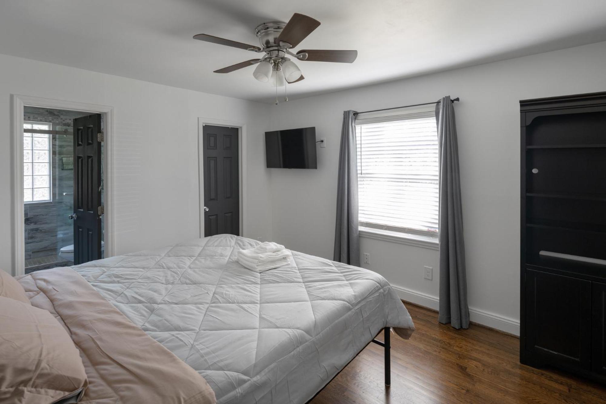 3Bed City Ranch Near Dtr Raleigh Ngoại thất bức ảnh