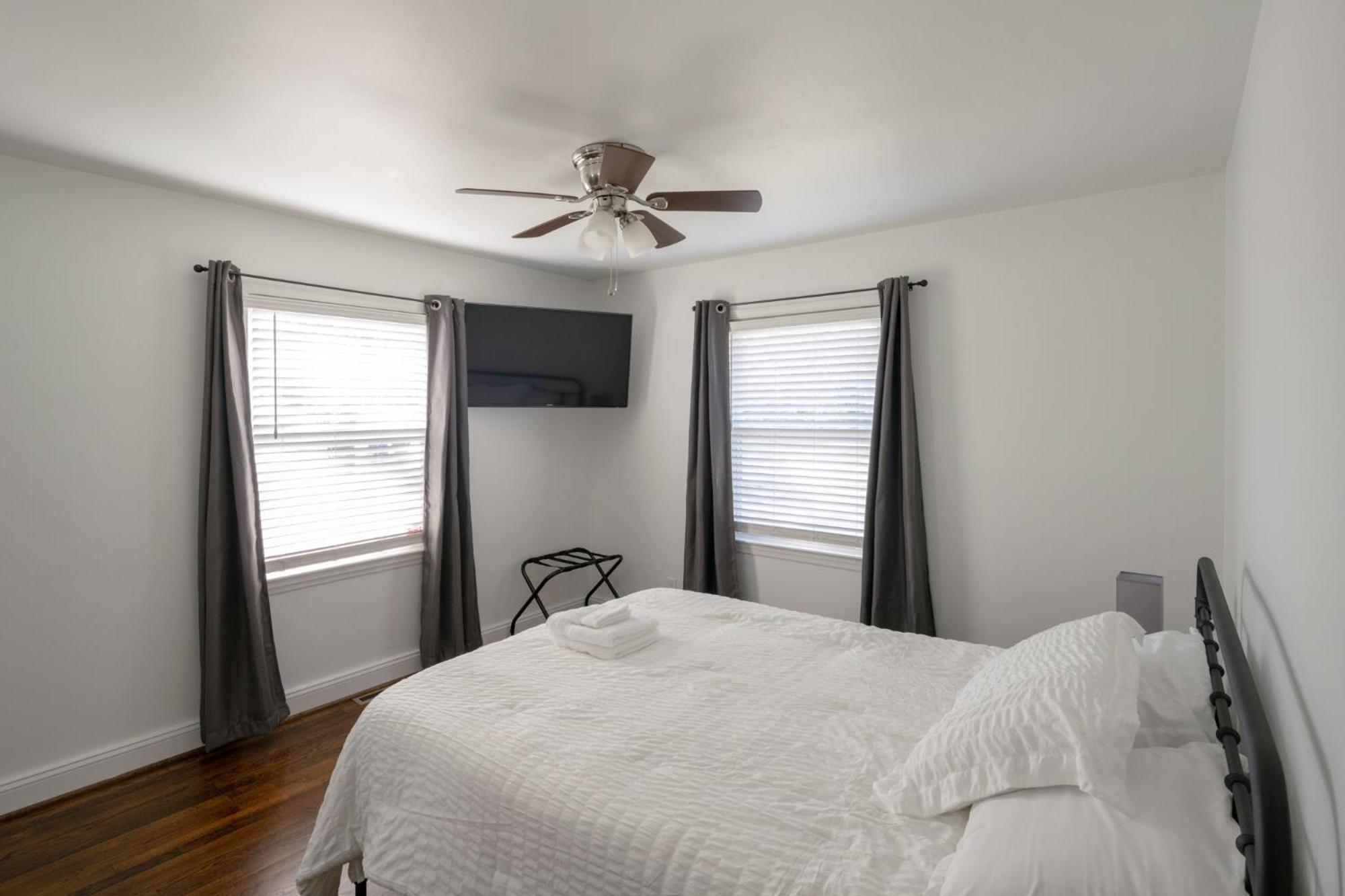 3Bed City Ranch Near Dtr Raleigh Ngoại thất bức ảnh